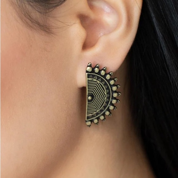 Brass Earrings Antique Theme - Picture 1 of 4